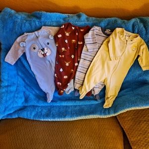 Baby clothes